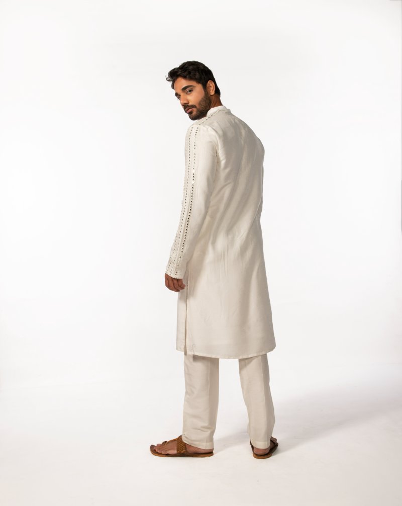Ivory Sleeve Embroidered Mirror Kurta