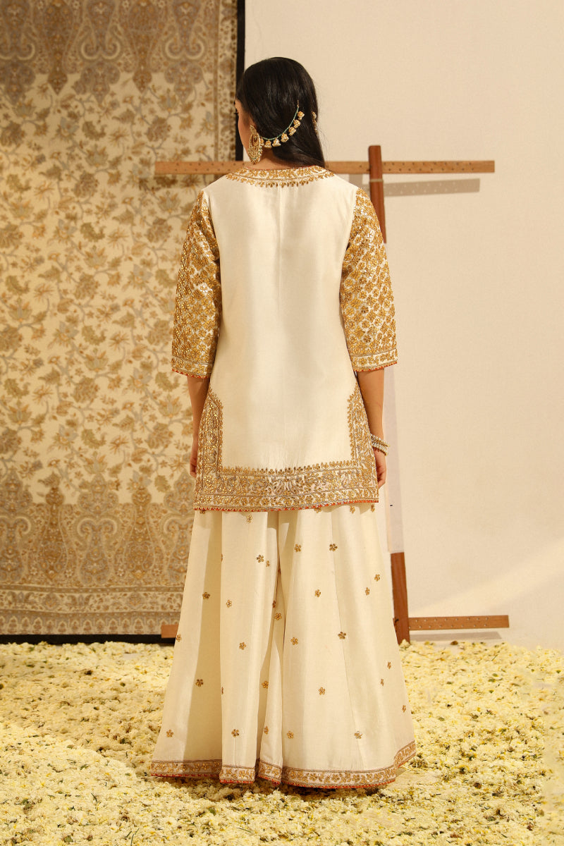 Shadaab-Short Kurta With Sharara And Odhni