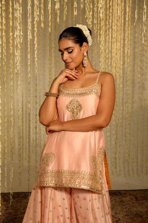 Pink Aabroo Kurta Set- front view