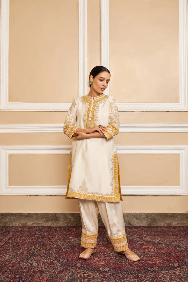 Resham -Straight Kurta With Salwar And Dupatta