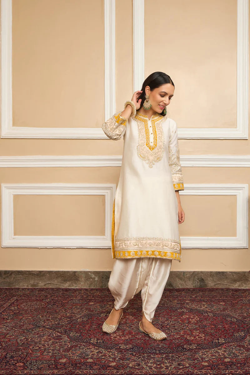 Myreen-Straight Kurta With Dhoti