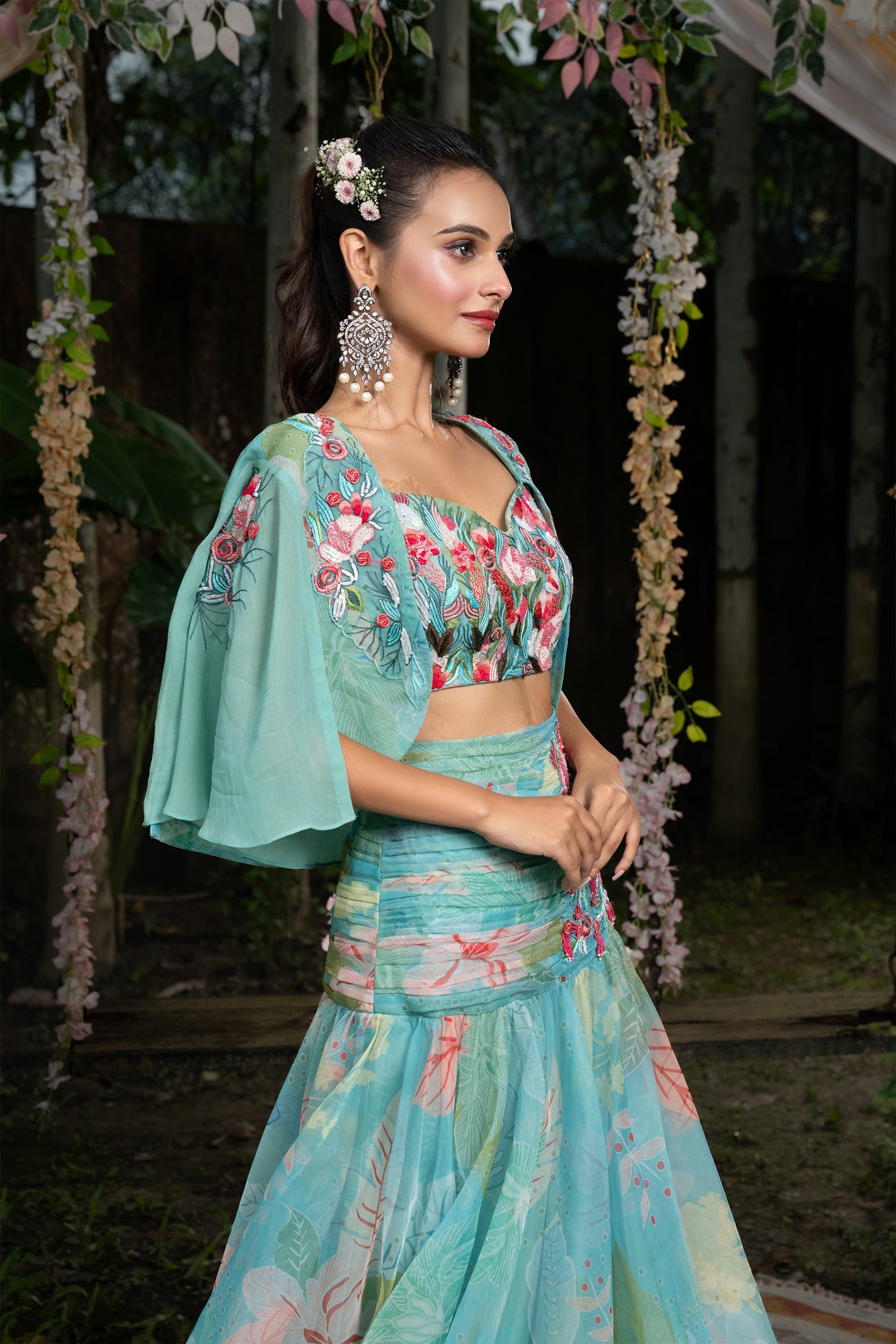 TROPICAL TAANA SKIRT AND CAPE SET