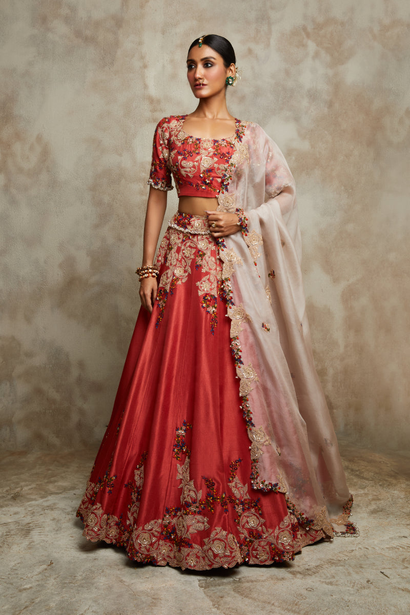 Silk Blouse And Lehenga With Organza Dupatta