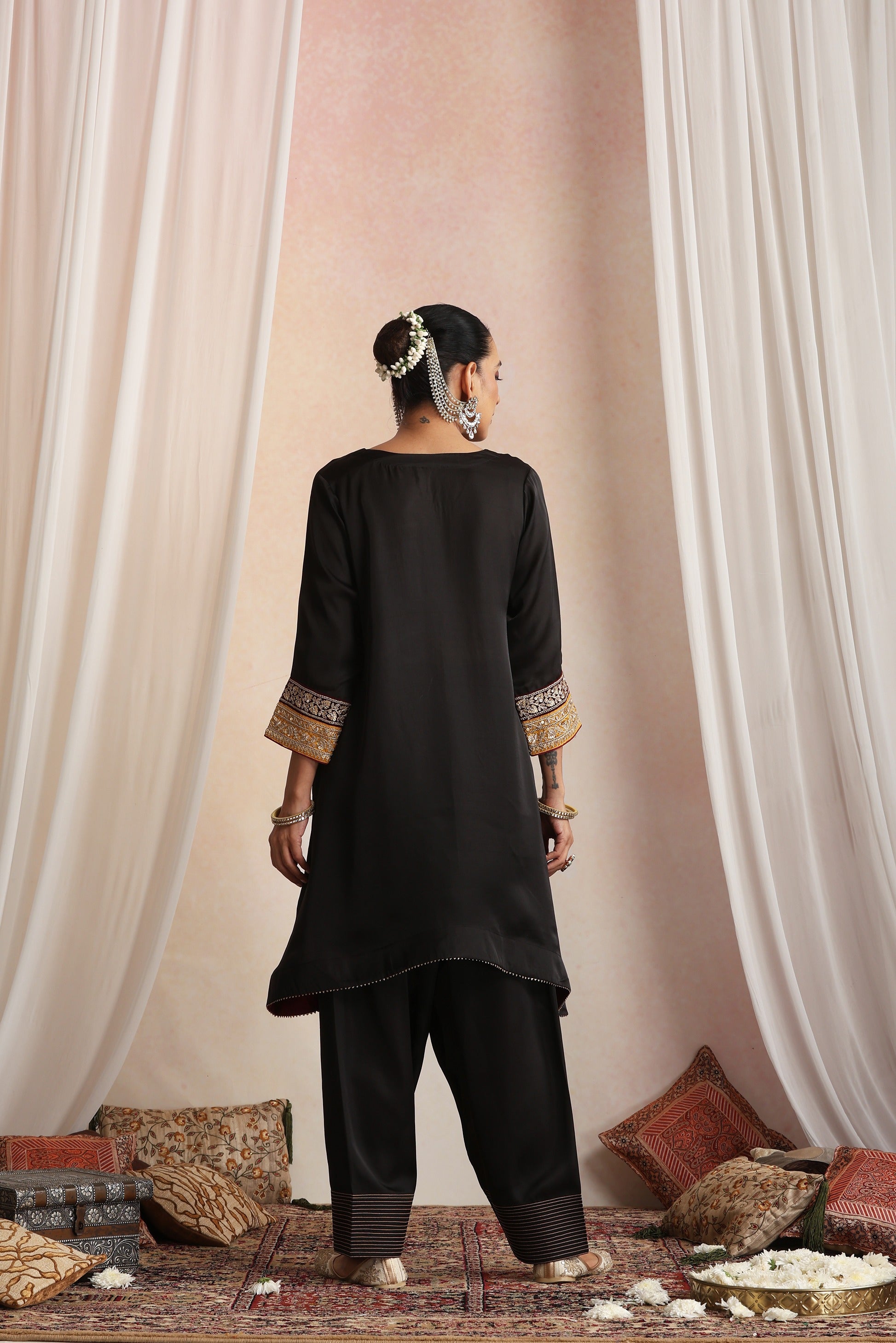 Black Kurta Set