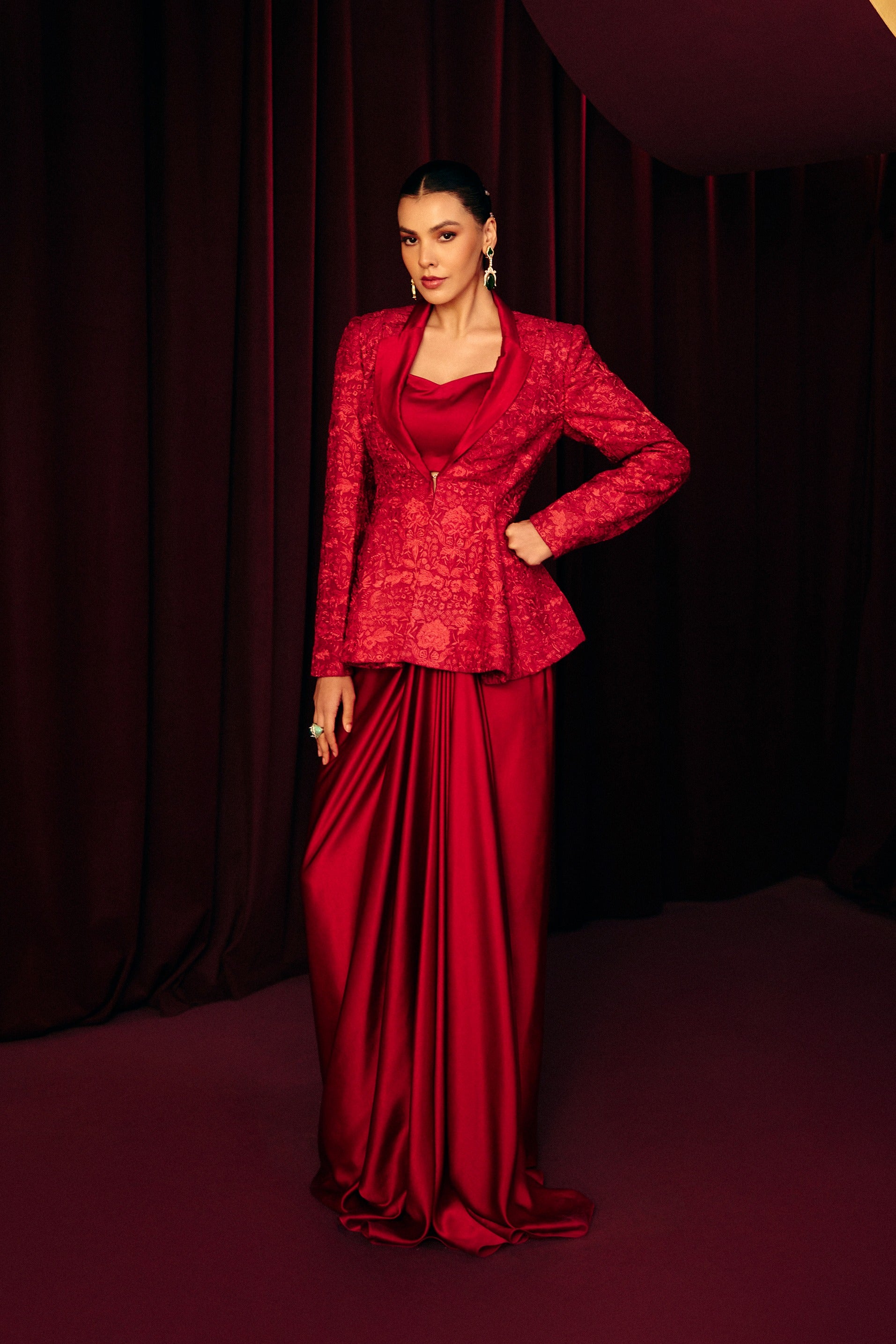 Nagma Drape Set