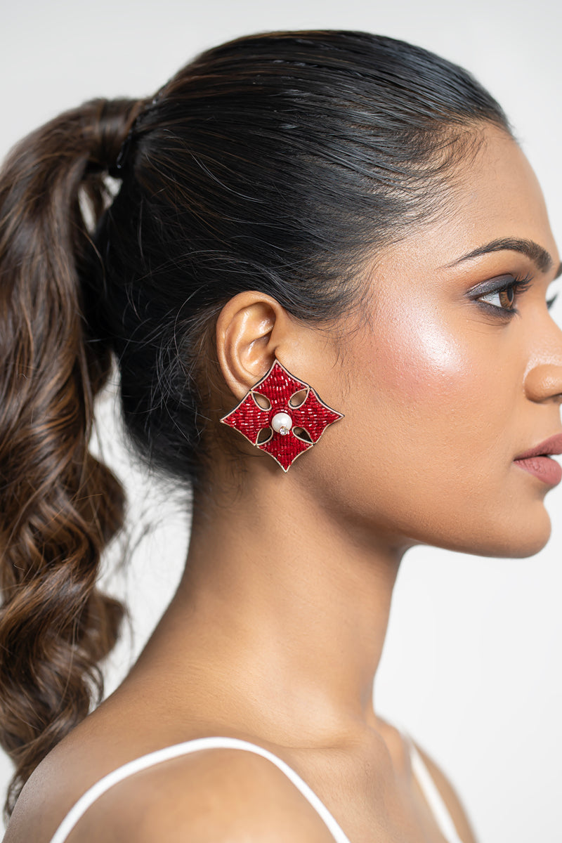 Macro Diamond stud Earrings