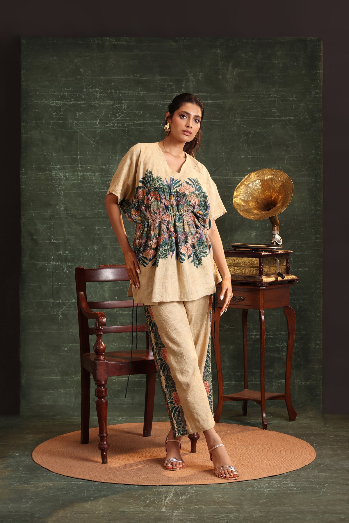 Kaira Embellished Kaftan Set