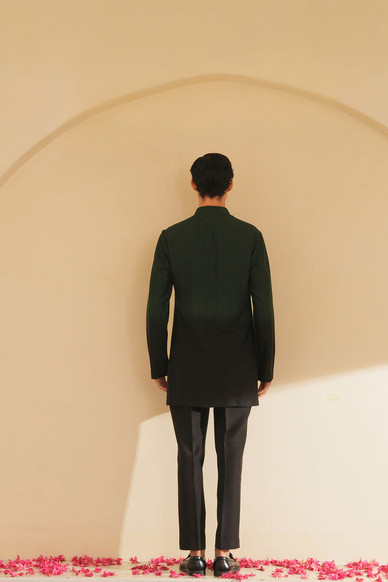 ILYAN KURTA