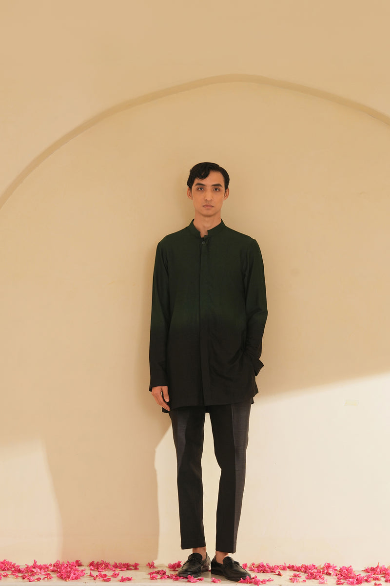 ILYAN KURTA
