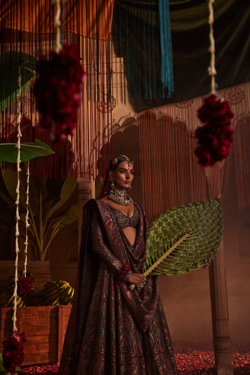 The Diwani-i-Khas Lehenga-Black