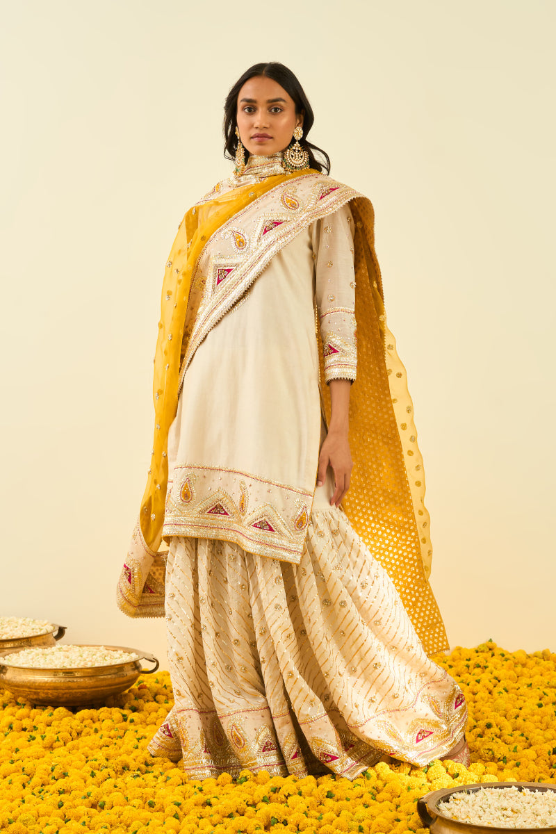 Shafna- Short kurta with garara and dupatta
