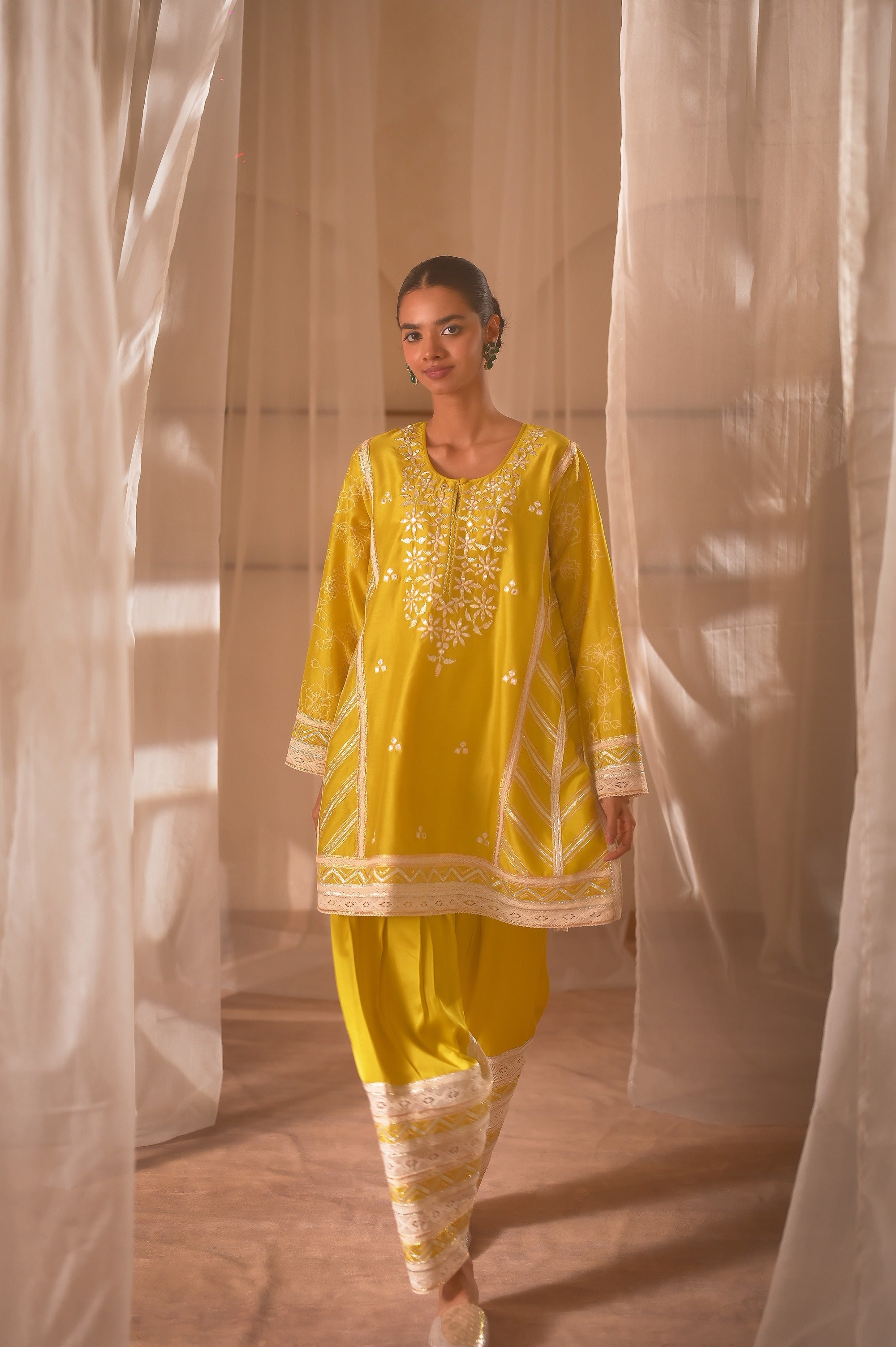 Shorts Kurta Side Kali With Salwar