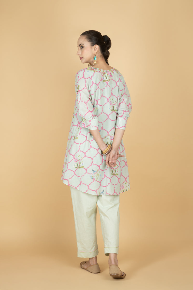 Green Embroidered Floral Print Short Kurta with Solid Pants