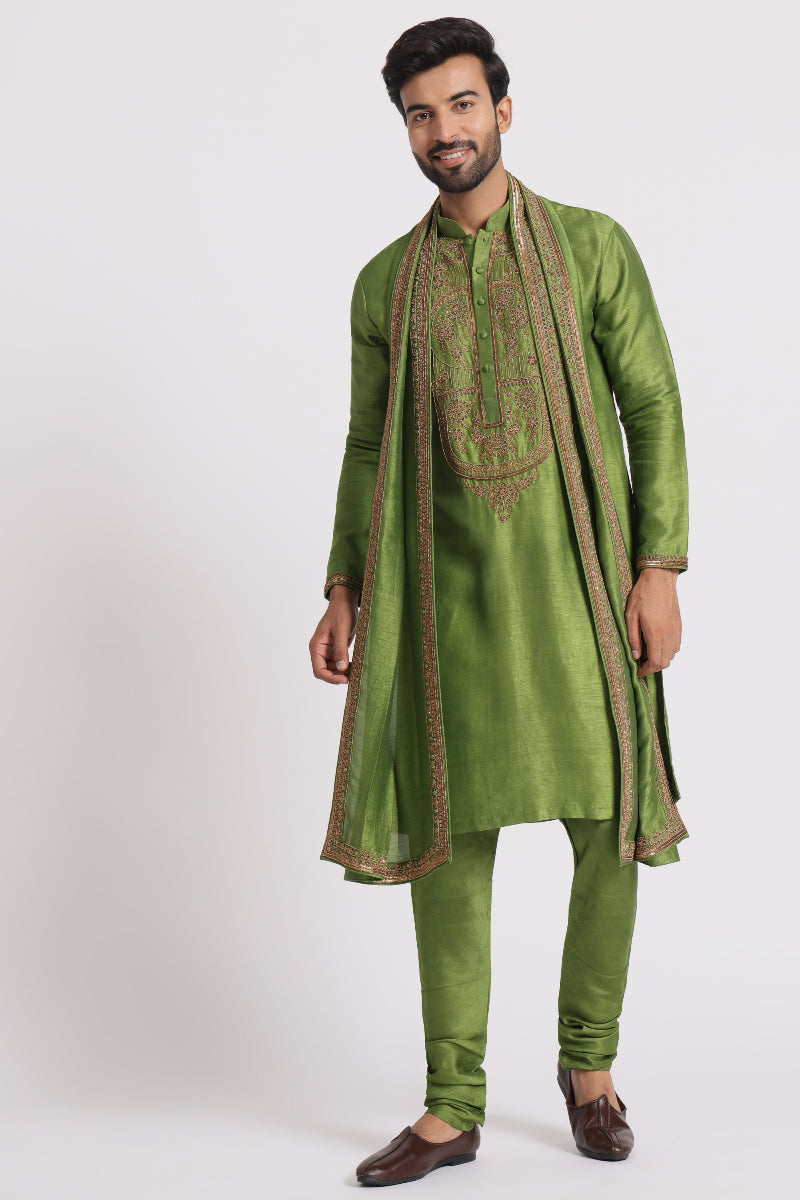TURBAT-KURTA SET WITH STOLE