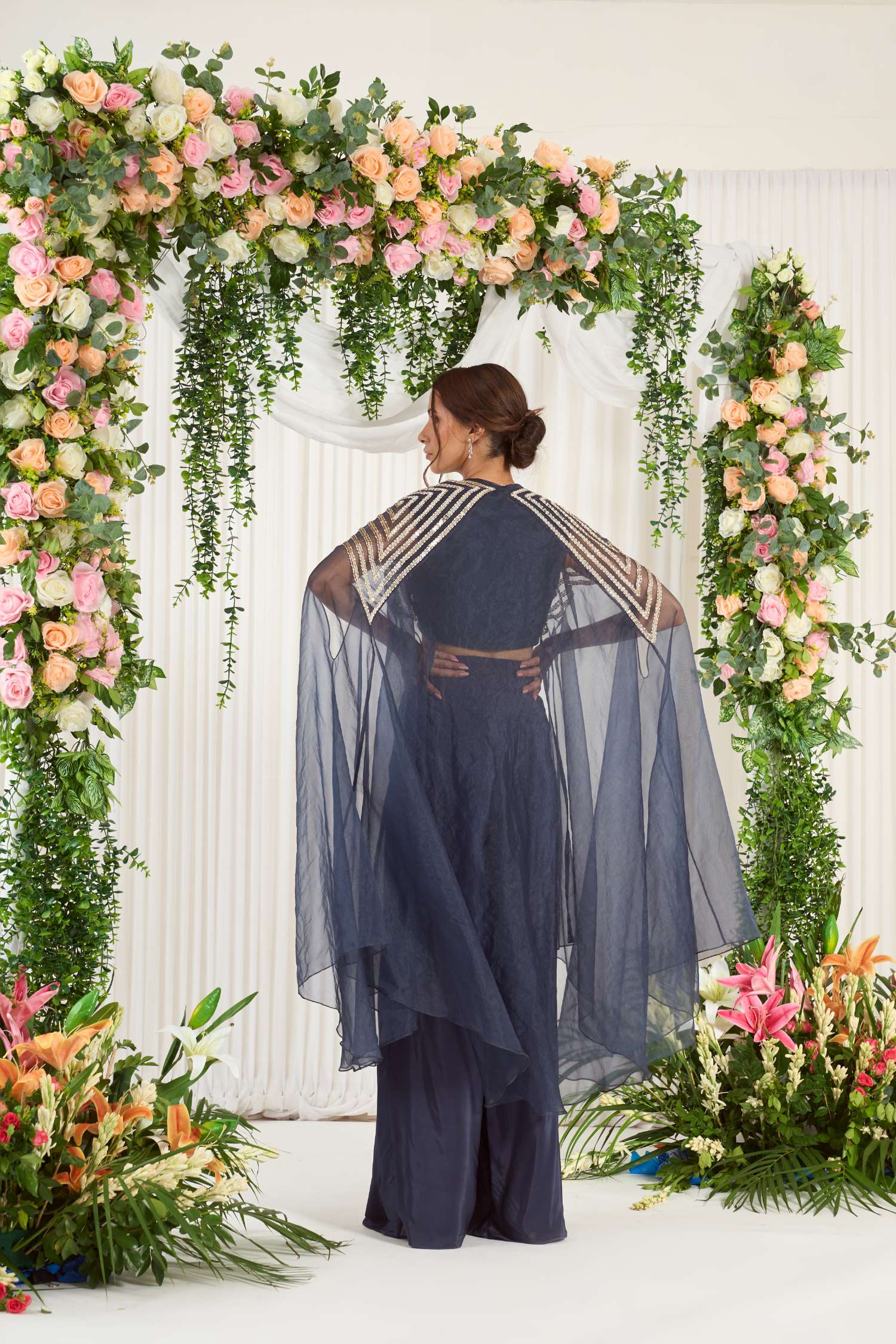 Tyohaar Crop And Palazo Set