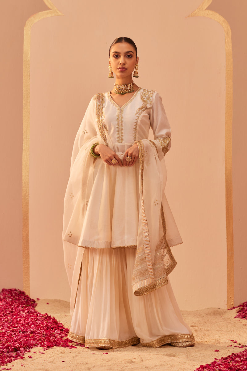 Fatima- Short Peplum Kurta With Garara And Dupatta