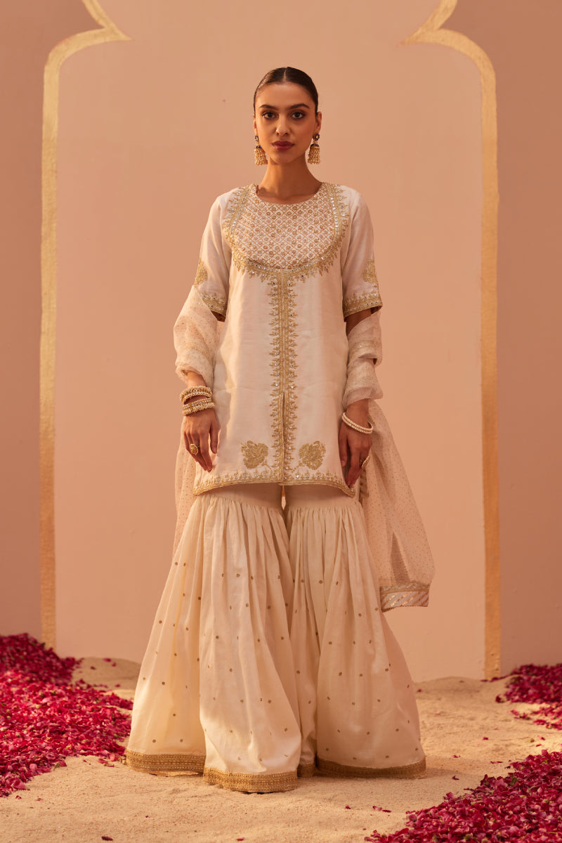 Suhair- Short Kurta With Garara And Dupatta