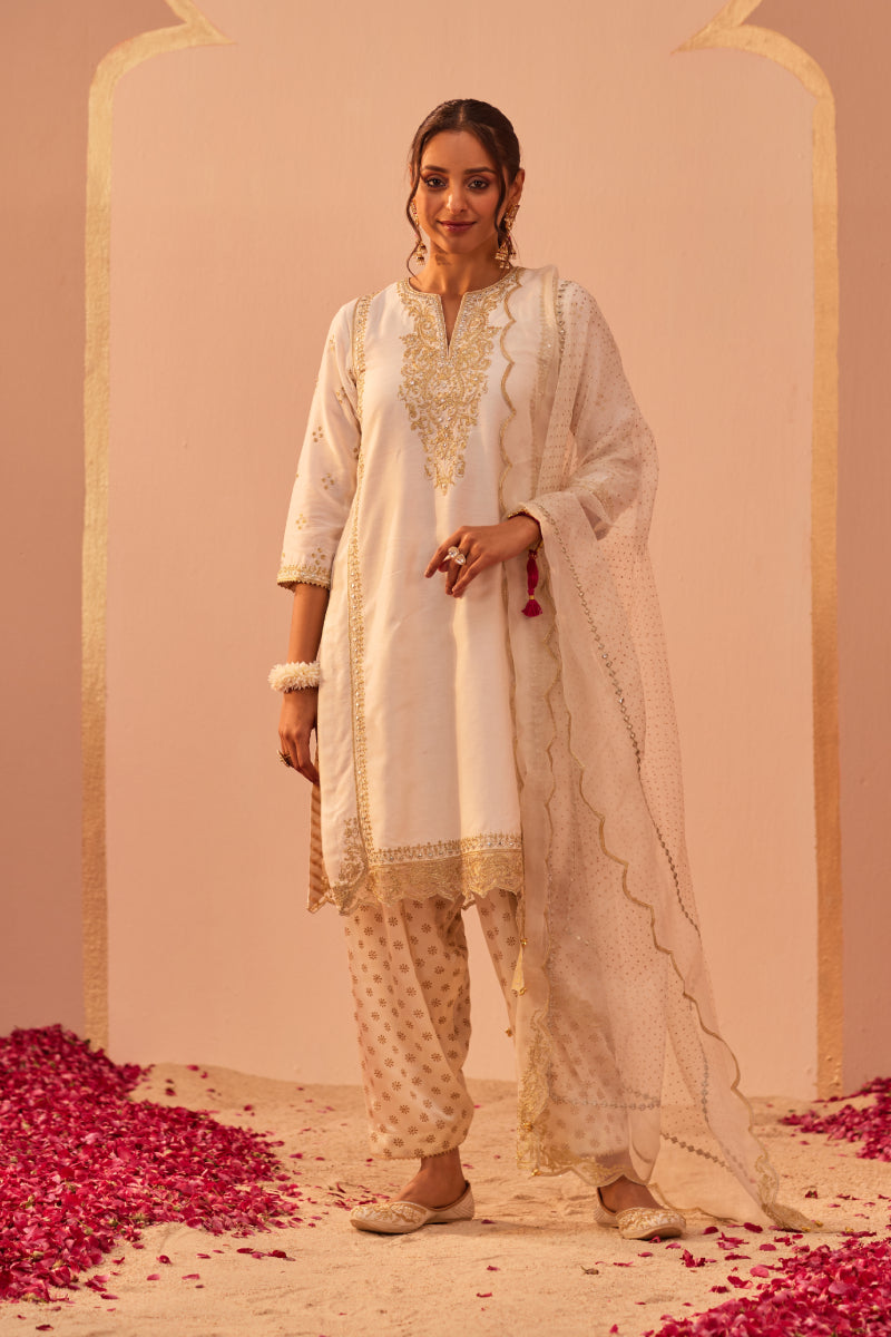Aaima- Kurta With Salwar And Dupatta
