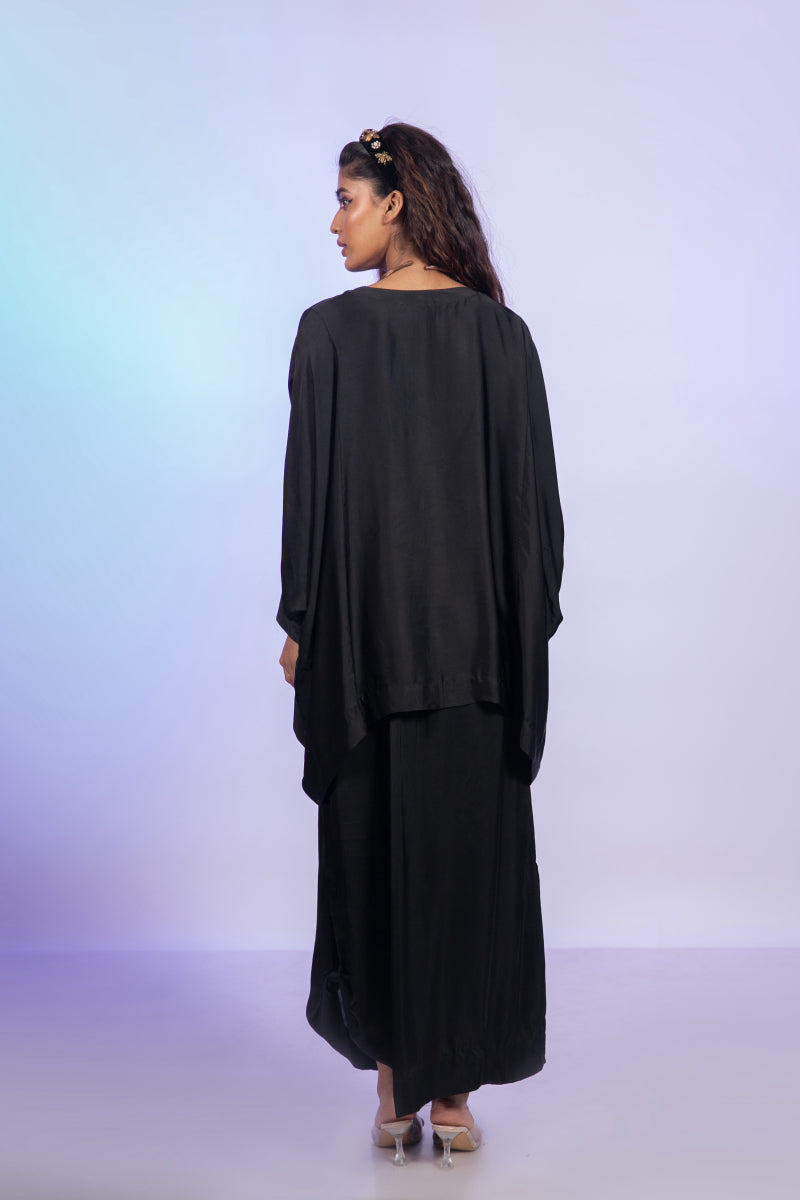 KAFTAN TOP WITH LUNGI SKIRT