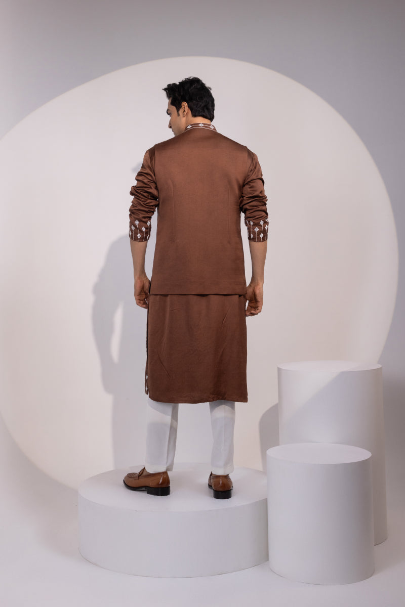 Brown Geometric