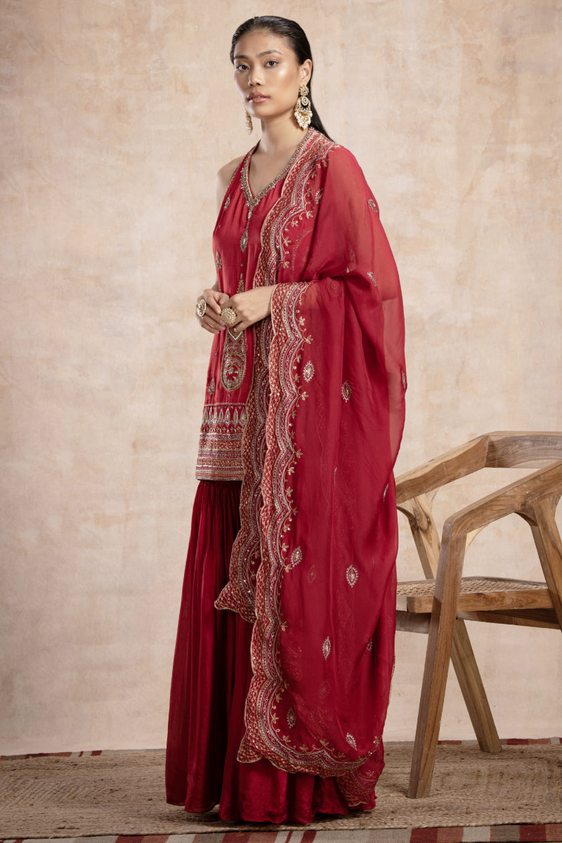 Zeba Halter Kurta Set – Sindoori