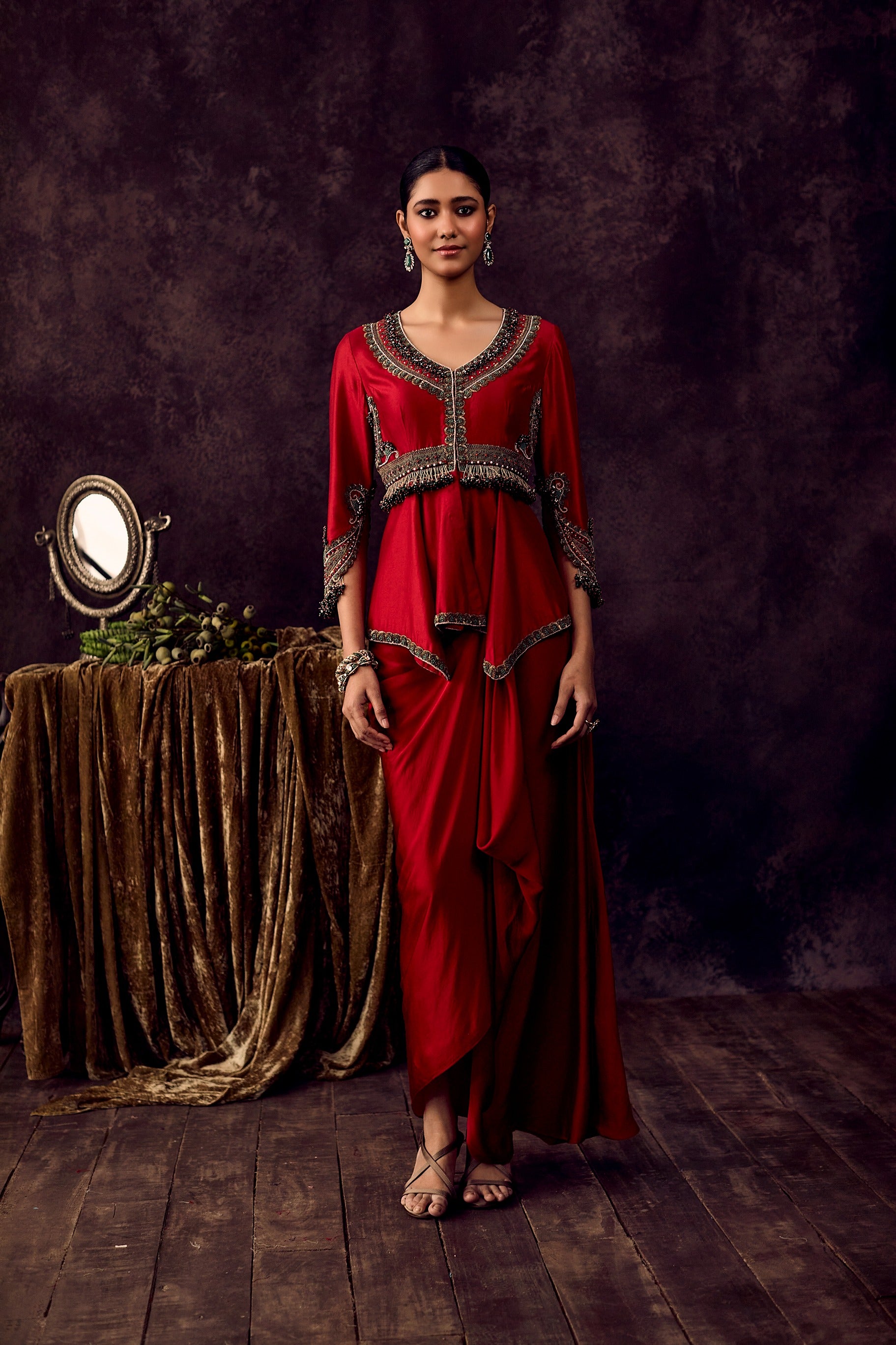 Av Dori Thread Peplum Set