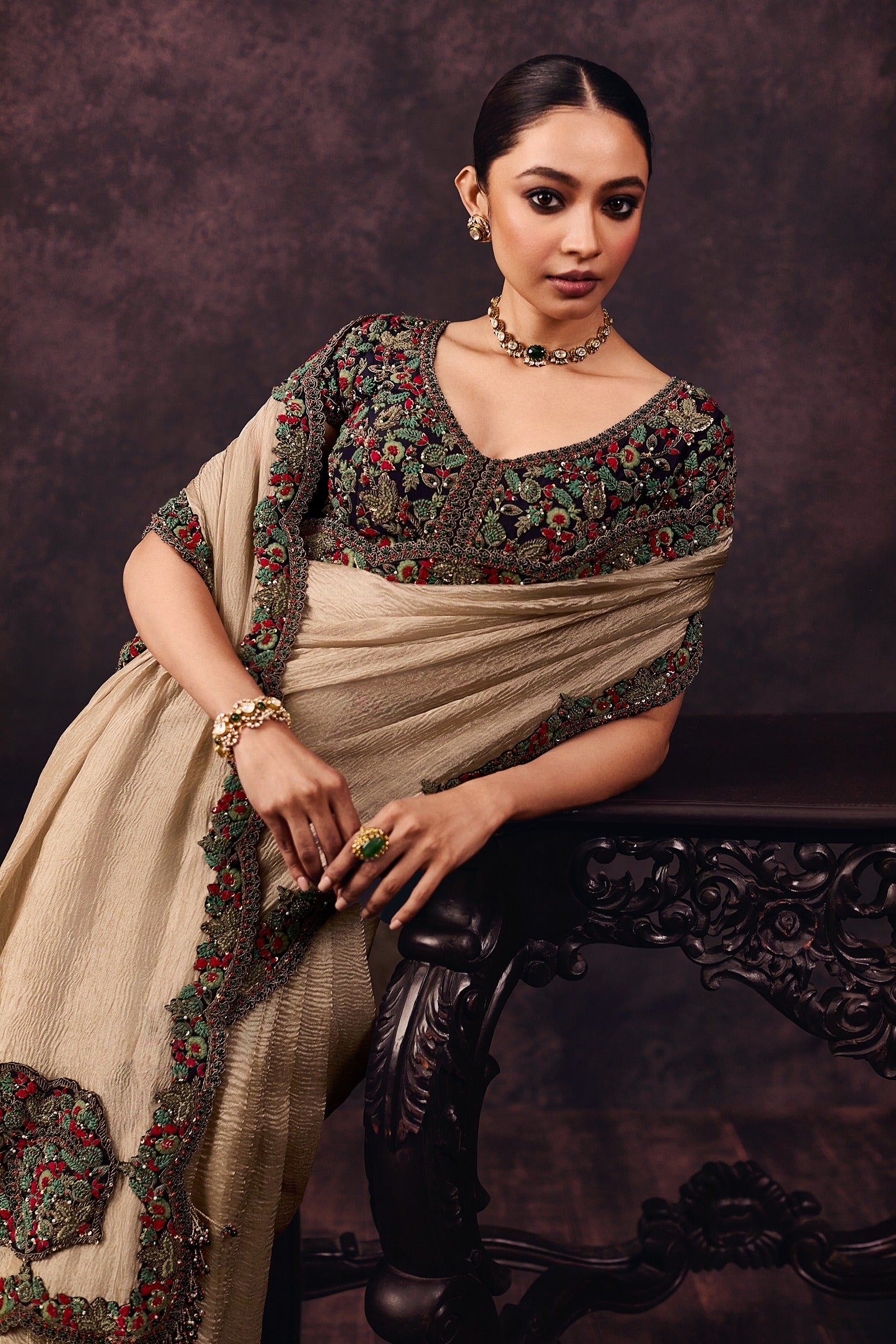 Up Dori Thread Crushed Tissue Saree