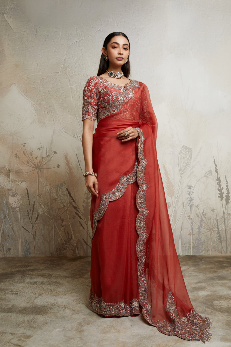 Am Corner Butta Saree