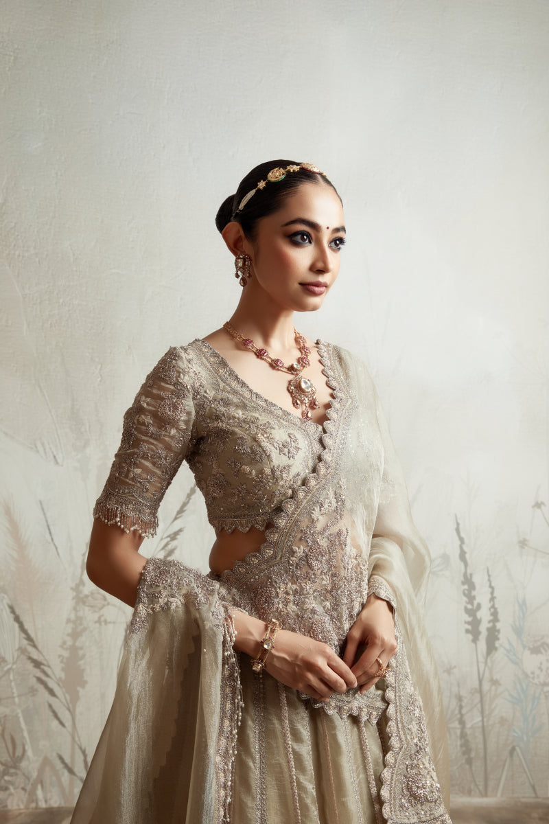 Am Temple Dori Lehenga