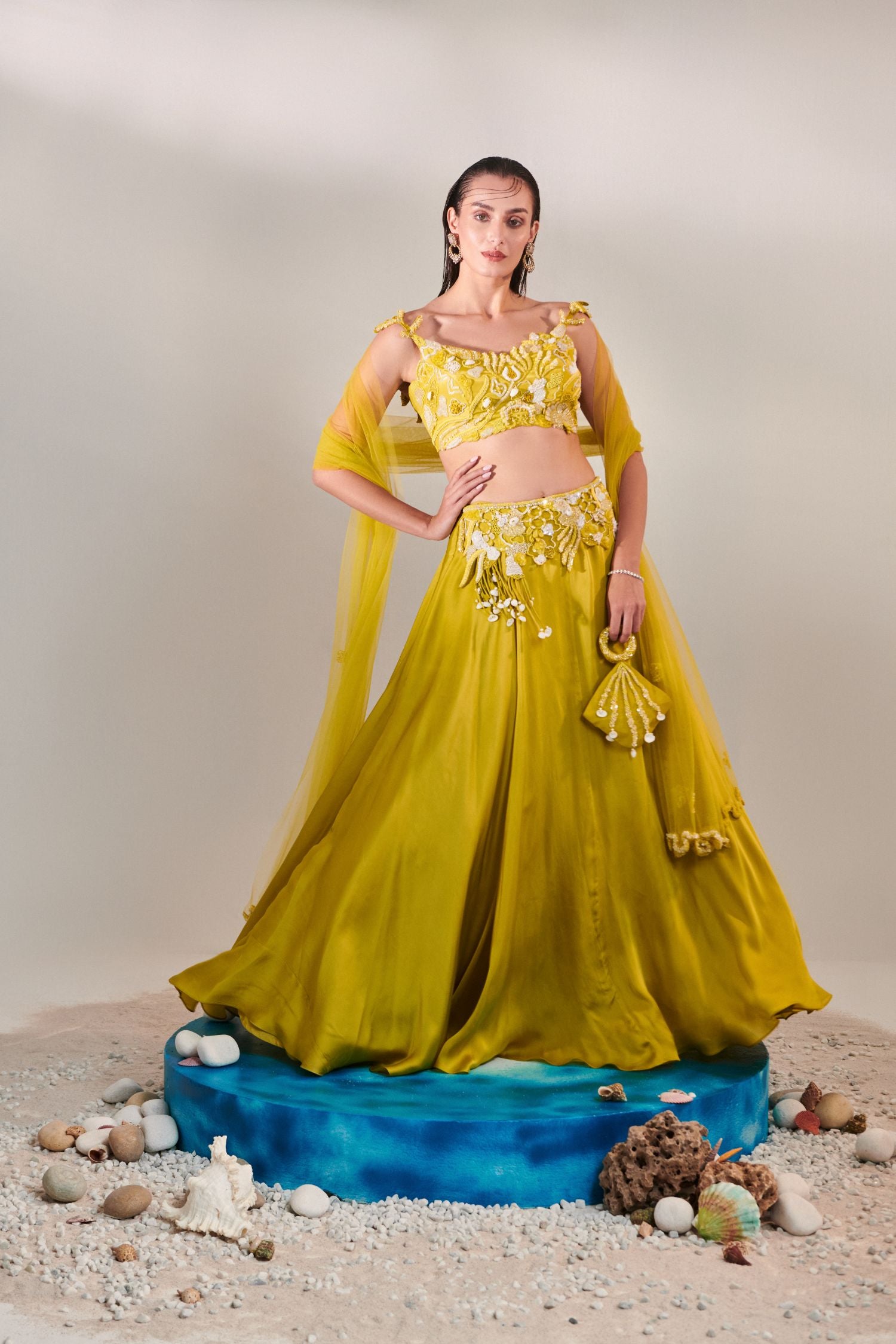 Off Shoulder Cutwork Blouse Leheng