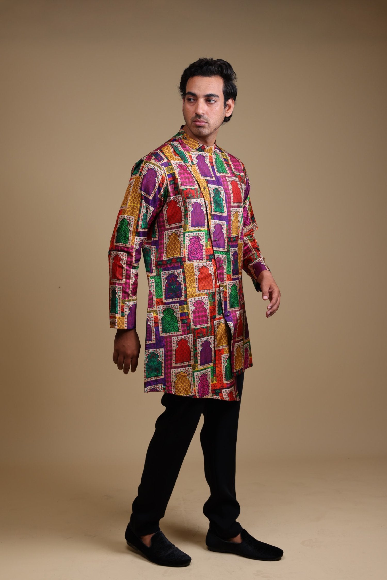 Stylish Jharoka Print Asymmetrical
Kurta With Pants