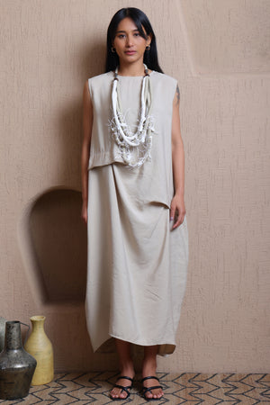Solid Classic Dress With Gathers - Meiala