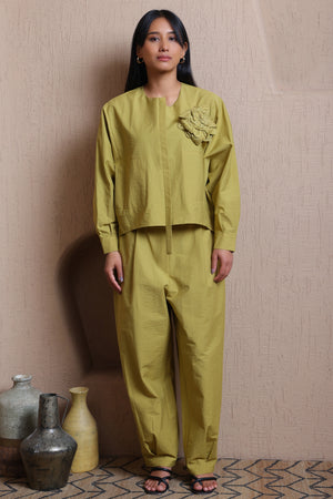 Top with Applique Flower - Meiala