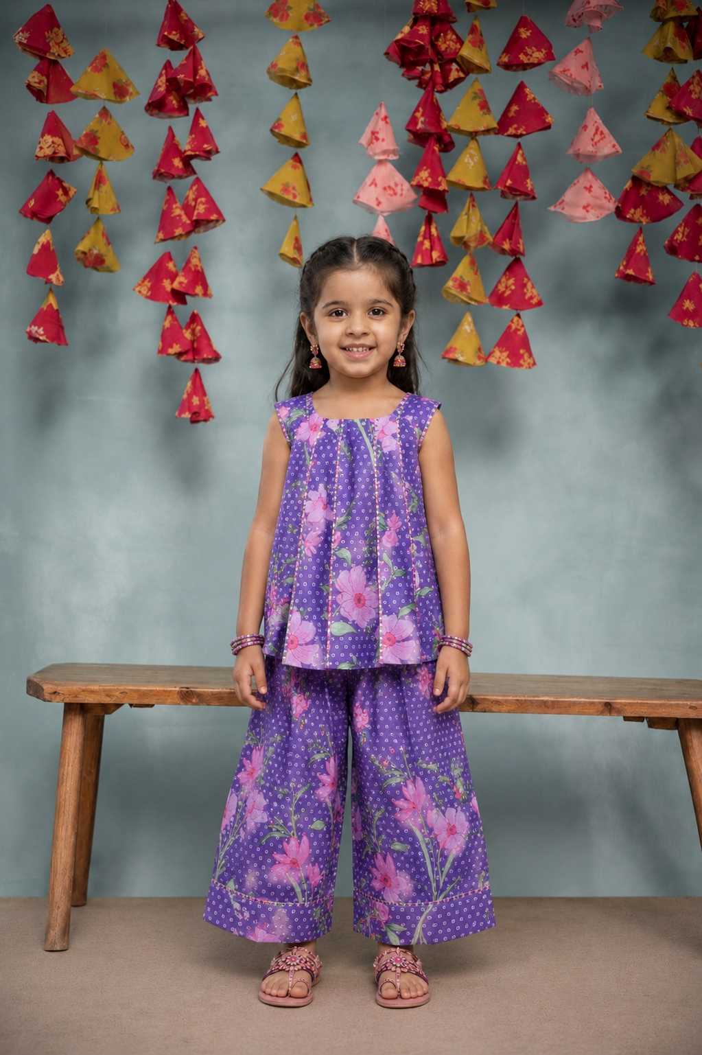PRINTED KURTA SET WITH GOTA DETAILING