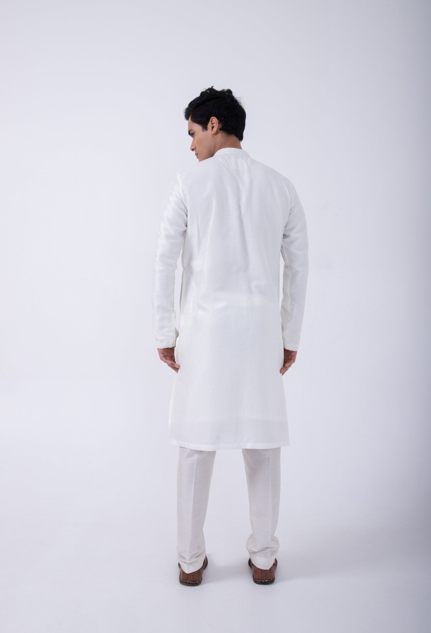 Ivory Kardana Kurta Set With Ivory Kardana Open Jacket