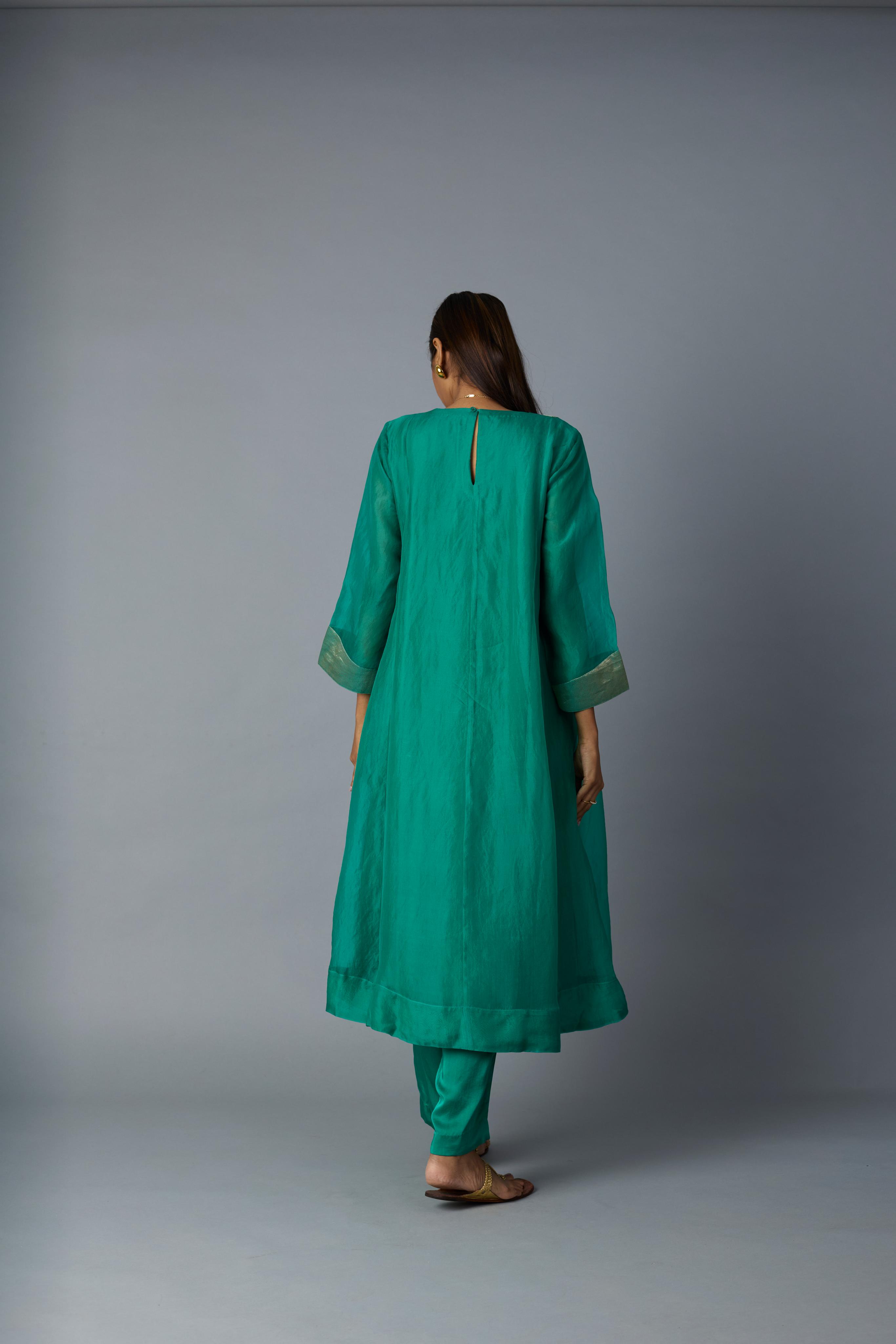JAHAAN KURTA SET