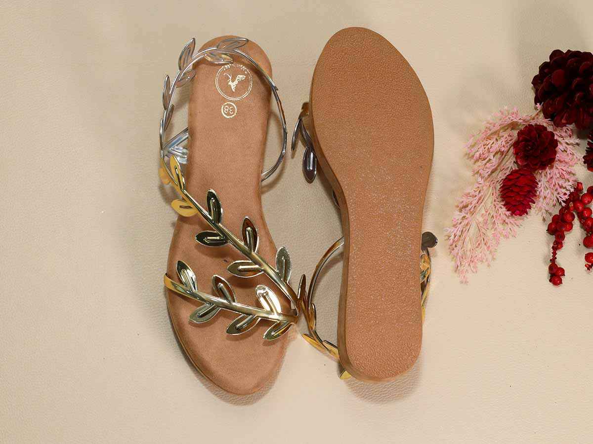 Gold Leafy Beige Wedge