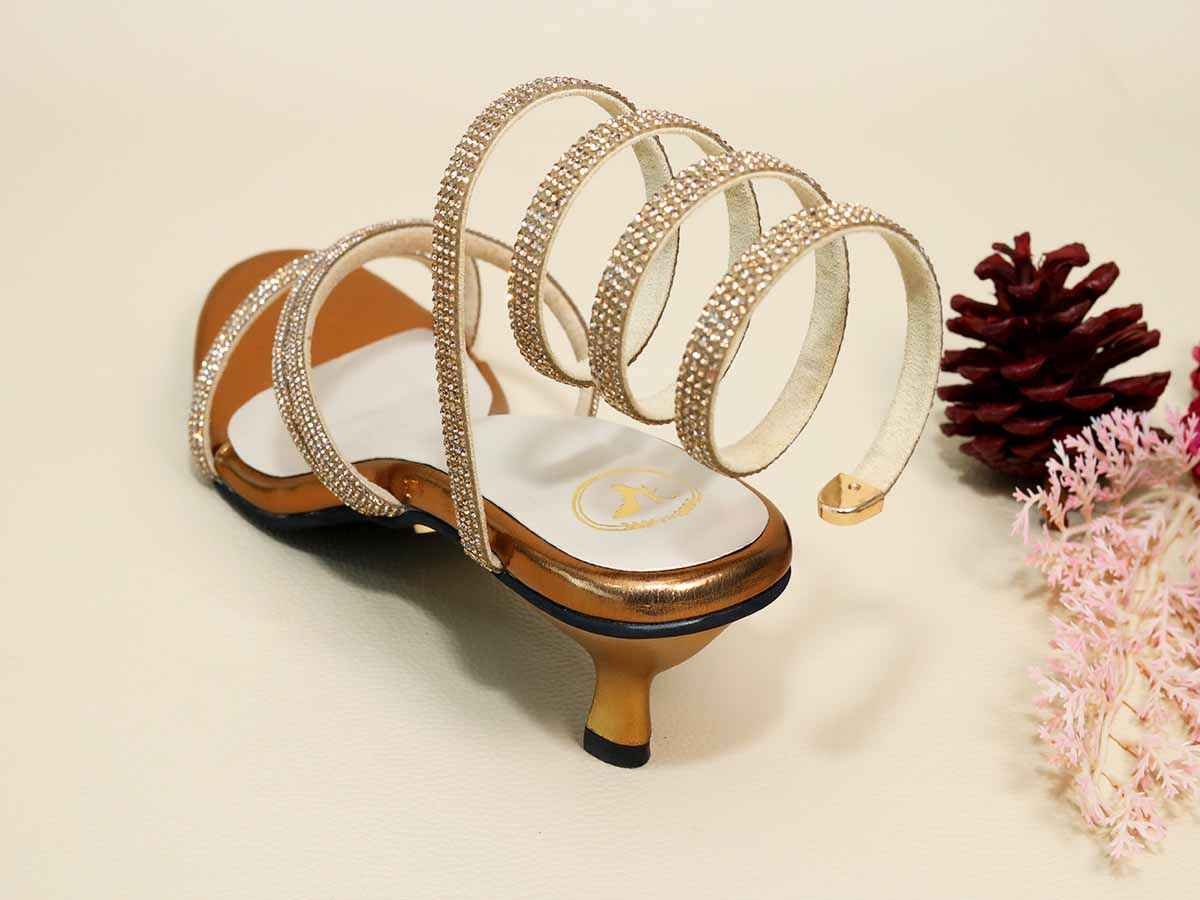 Junk Gold Spring Kitten Heel