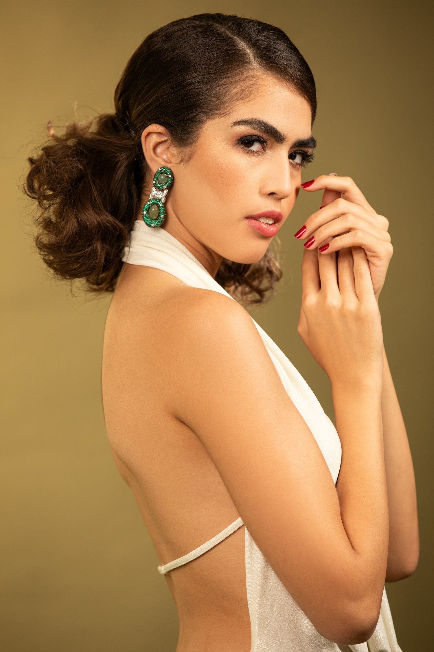 Entangled Chain Dangler Earrings With Emerald And Swarovski