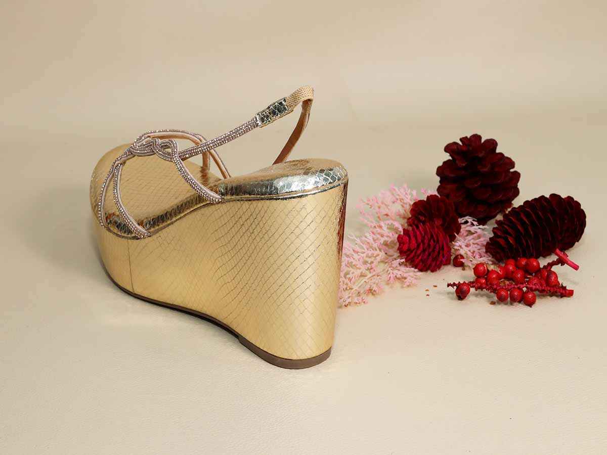Renne Gold Wedge