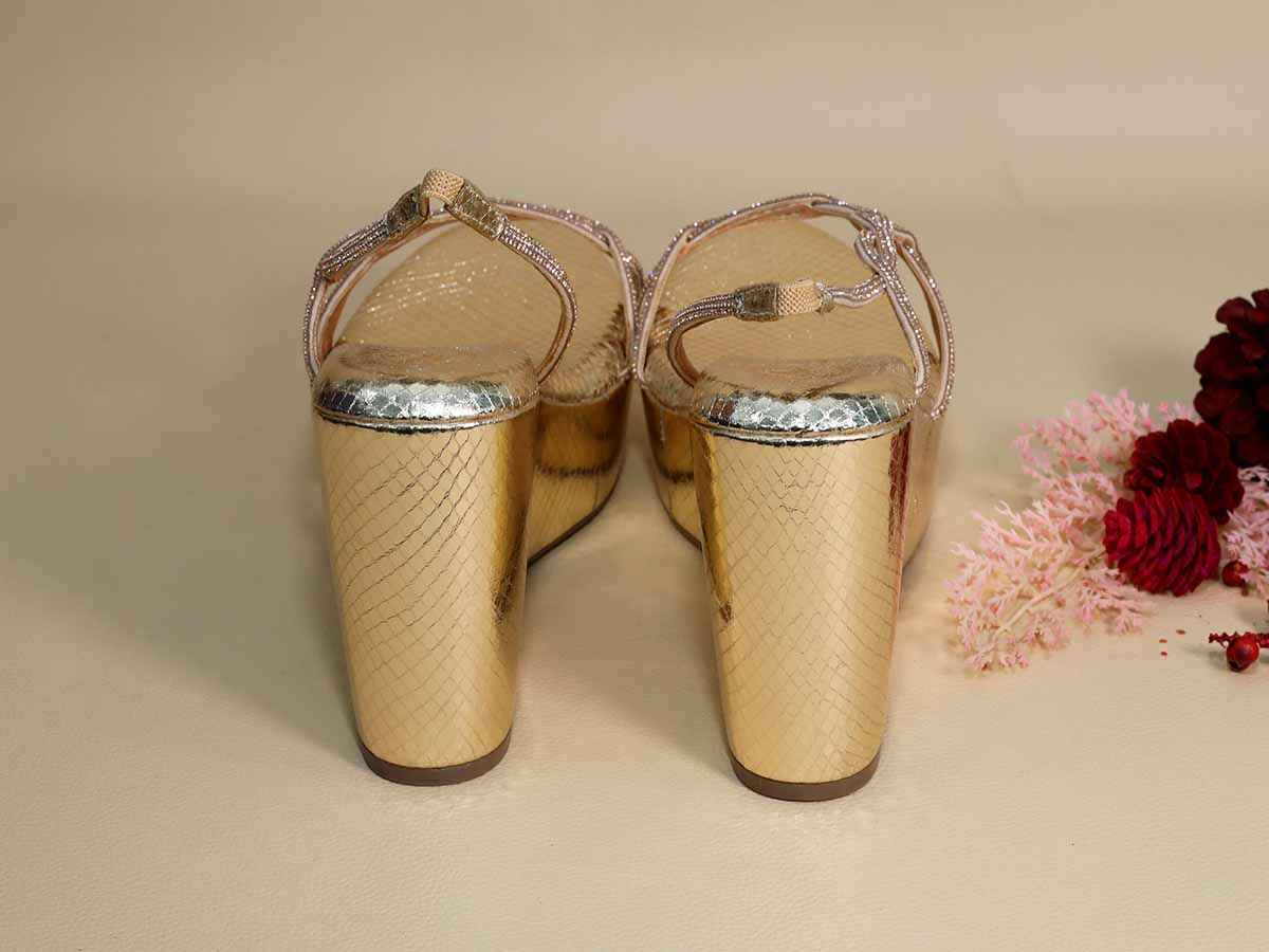 Renne Gold Wedge