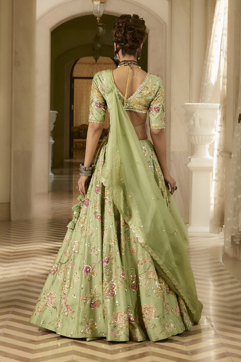 APHRODITE LEHENGA SET