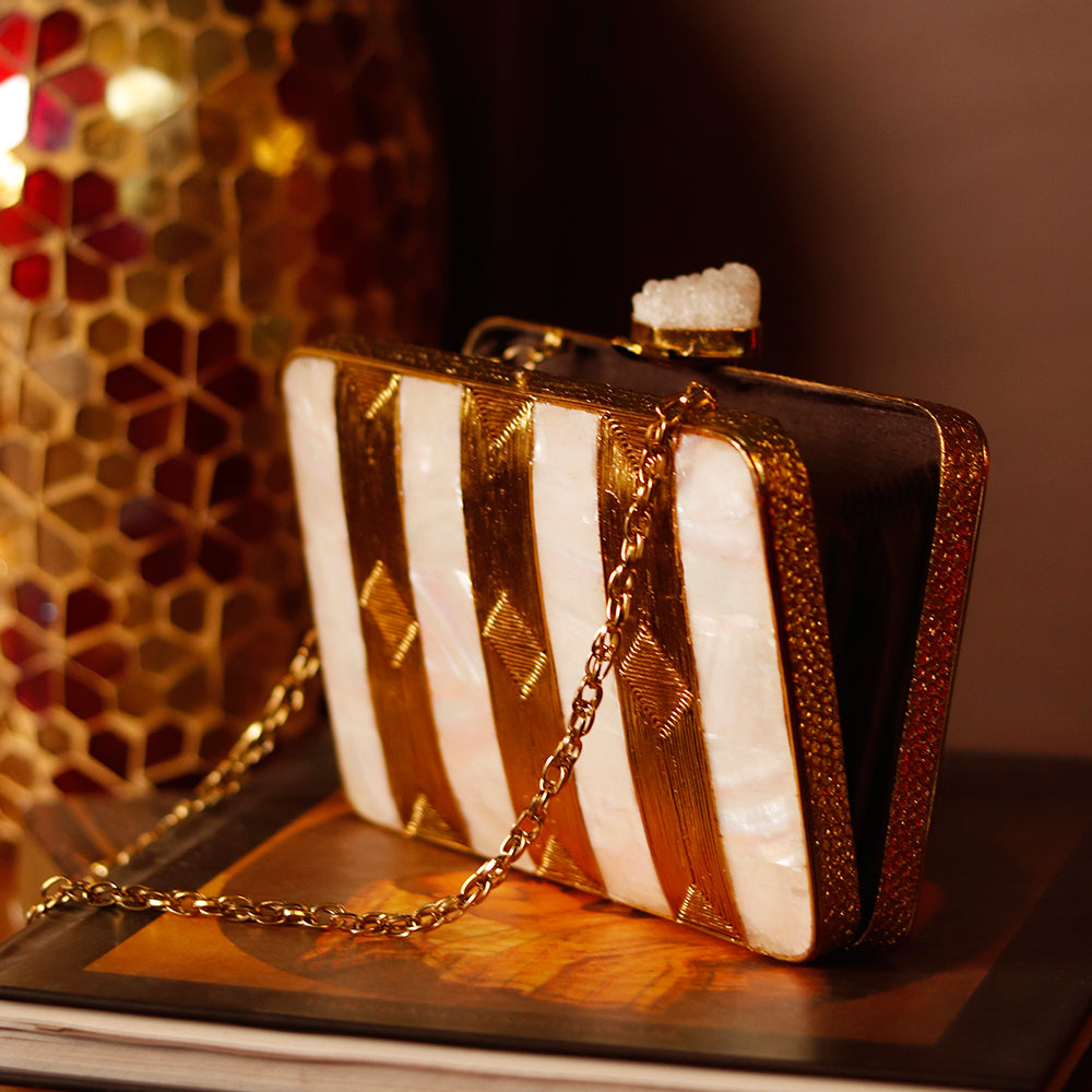 THE TAN CLAN Riwayat Mother of Pearl Clutch