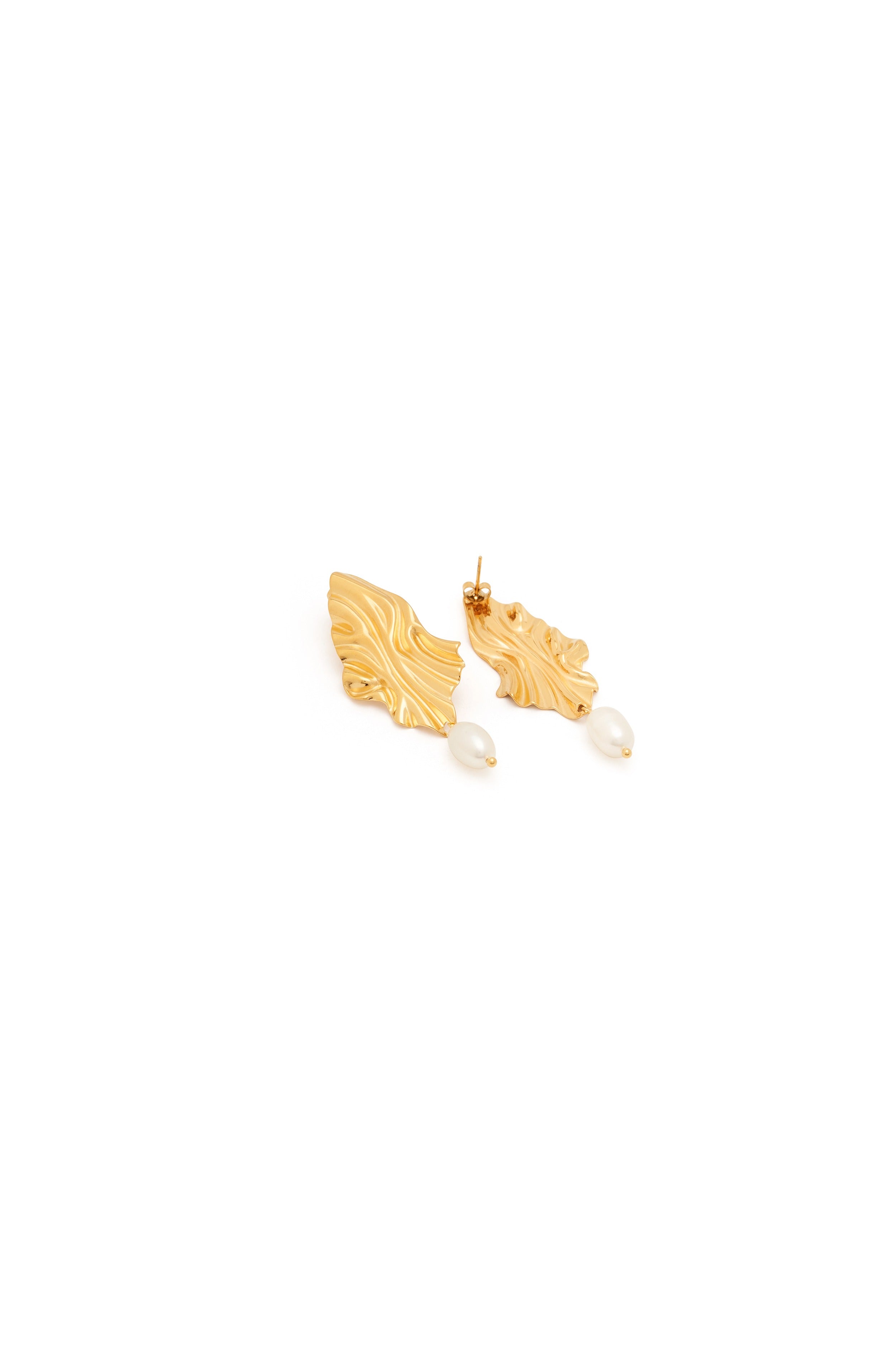 Pearl Wave Studs