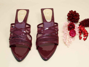 Burg Net Kitten Heel
