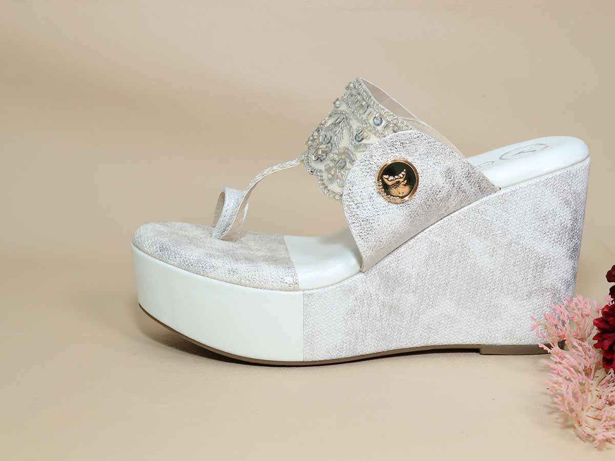 White Kolhapuri Wedge