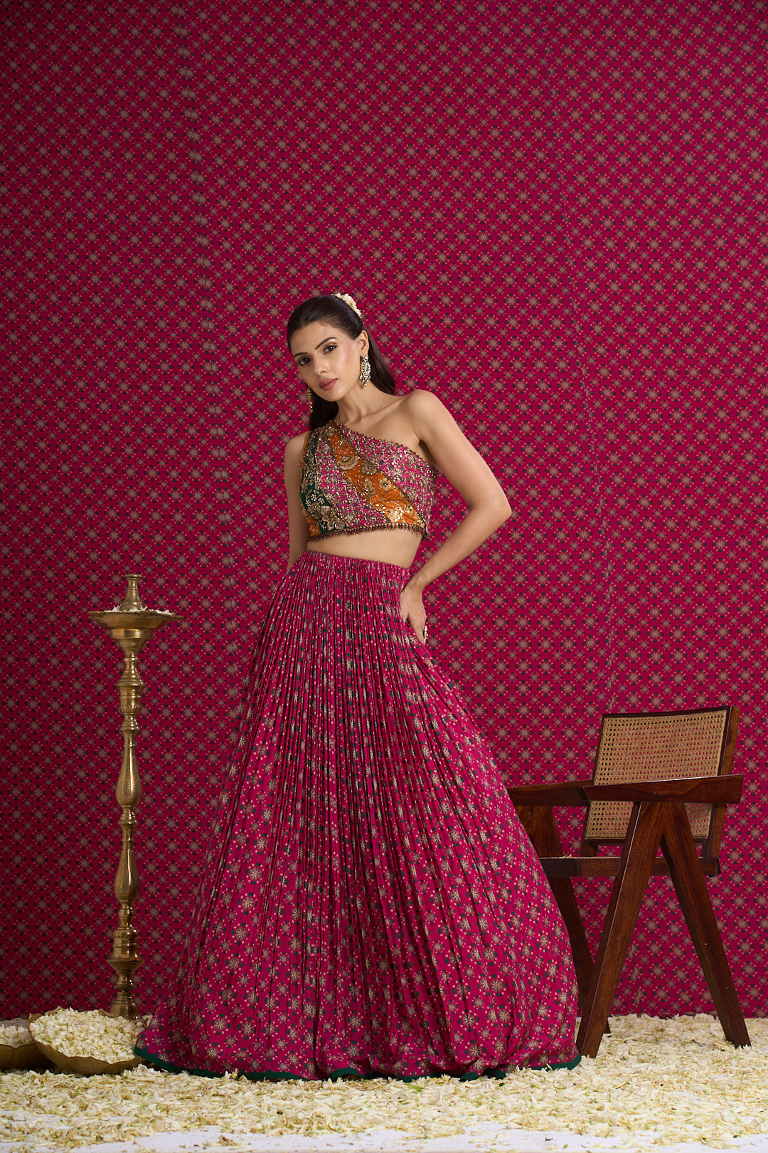 TARA LEHENGA