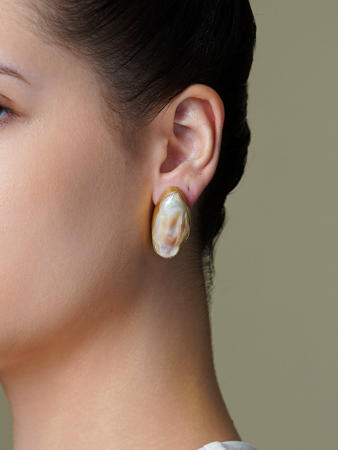 Aurora Shell Stud Earrings