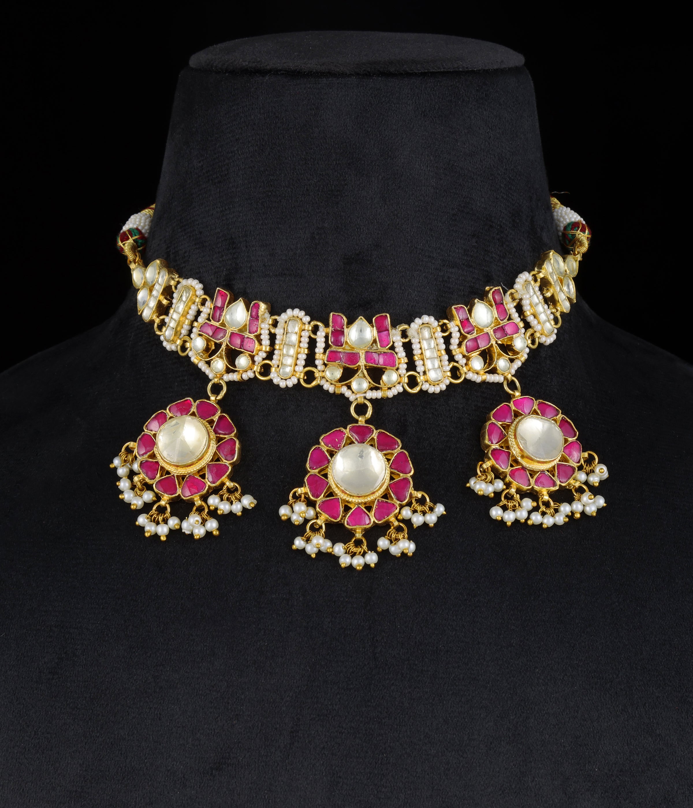 Gold finish Kundan Necklace set