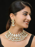 Load image into Gallery viewer, Gold finish Kundan and mother of pearls necklace set
